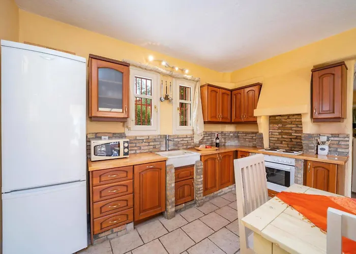 Lithi By Villa Svoronata